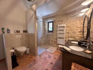 Villas BERGERIE renovee avec piscine chauffee et terrain cloture : photos des chambres