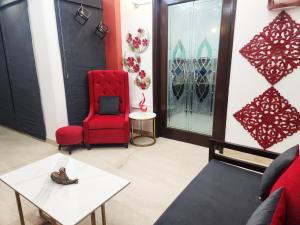 Air Purifier - Sun-lit 1BHK Suite with big kitchen 9