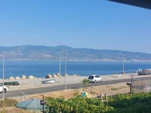 BEACH HOUSE casavacanze - San Gregorio