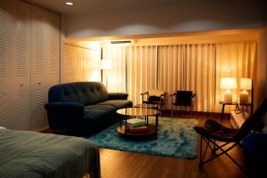 Central Shinjuku apartment with beautiful city view 3stops to Shibuya