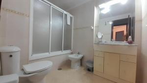 Apartment-Sleeps6-Parking-Terrace
