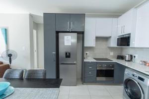 Modern 3 bedroom near the beachfront