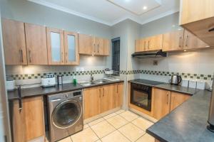 Endless Summer Coastal Condo