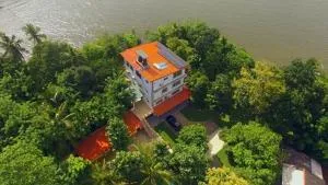 Tranquility Holiday Home - Pathegama