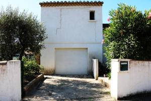 studio très près dArles et au calme