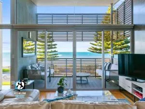 New York Loft Style Esplanade Retreat - Encounter Bay