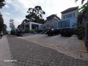 Ngaso Ing Salatiga - 沙拉迪加