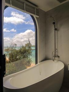 Moon Villa - Đảo Phú Quý