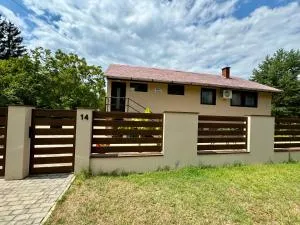 Avar Apartman - Kótaj