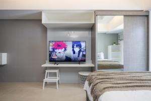 Furnished Studio in Avida Towers Riala, Cebu IT Park with Pool View, Fast WiFi, Netflix and More