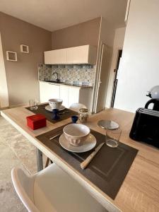 Appartements CONFORTABLE T2, PARKING PRIVE dans RESIDENCE SECURISEE : photos des chambres