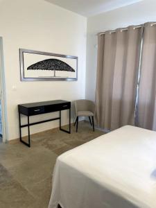 Appartements CONFORTABLE T2, PARKING PRIVE dans RESIDENCE SECURISEE : photos des chambres