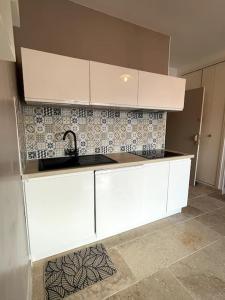 Appartements CONFORTABLE T2, PARKING PRIVE dans RESIDENCE SECURISEE : photos des chambres