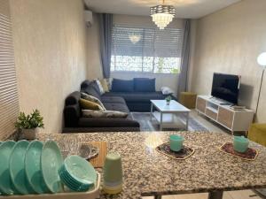 Comfort Studio with Pool & Amenities