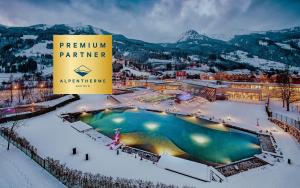 Österreichischer Hof-im Bademantel direkt in die Alpentherme