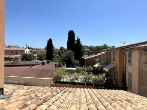 Magnifique appartement 20m du port 15 Allard