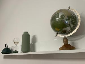 Varenna by Foot - Green House