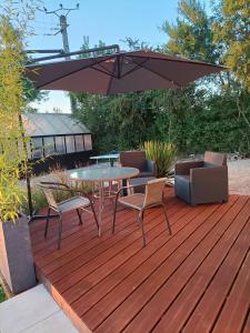 B&B / Chambres d'hotes Les Volets Verts : photos des chambres