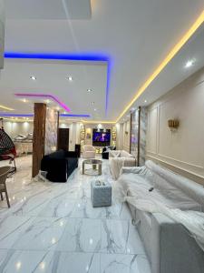 فيلا دور ارضي بمدخل خاص