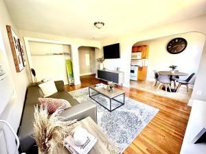 Lennox C407 Cozy and Spacious Studio1br Apt