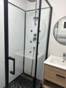 Maison EZA - 勒贡蓬图夫尔