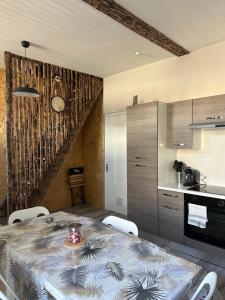 Maisons de vacances Maison EZA : photos des chambres