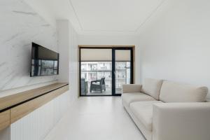 Nowoczesny Apartament Przy Plaży z Parkingiem by Noclegi Renters