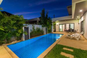 Tropical 3BR Pool Villa Nga Chang NC10, Gated Residence, 10 min Drive to Nai Harn Beach