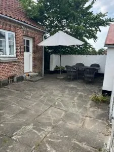 Roligt Landhus - Manna