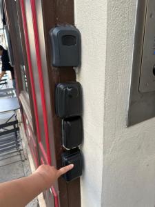 Parisian style Appartment Private room with Shared bathroom near Bastille and Gare de Lyon