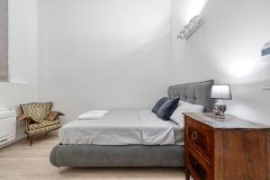 Carbonara Palace 1 - Luxury Comfort under Medieval Towers