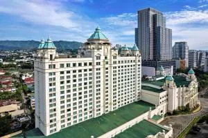 Waterfront Cebu City Hotel & Casino - Себу