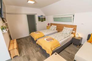 Studio Maria with Free Parking