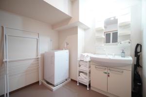 Namba Kuromon House 503