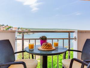 Apartment Daria 3 by Interhome 