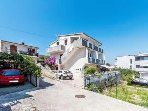 Apartment Miljus by Interhome - Slatine