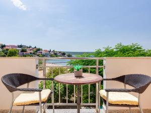 Apartment Daria 1 by Interhome 