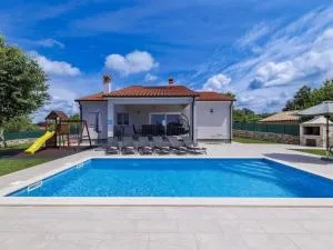 Holiday Home Villa Veli vrt by Interhome - Križanici