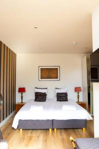 Deluxe Double or Twin Room with Balcony room in cafe 't Vonderke