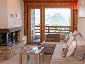 Apartment Hauts de Nendaz A F3 by Interhome