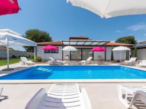 Apartment Nino-1 by Interhome