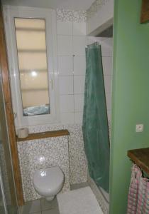 Sejours chez l'habitant Bergere Opera Trevise - 2 connecting rooms with private bathroom and 1 study room - 35 m2 : photos des chambres