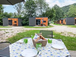 Holiday Home Tiny Haus Ute by Interhome