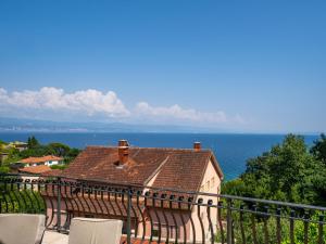 Apartment villa Valy by Interhome