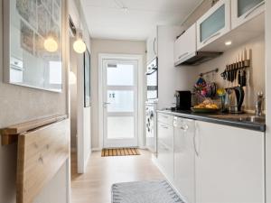 Apartment Feodora - 100m from the sea by Interhome