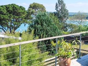 Maisons de vacances Holiday Home La Bellevue de Pen Ar Rhun by Interhome : photos des chambres