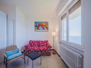 Apartment La Ginestra by Interhome