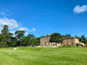 Countryside bliss in Historic Hall - Lubenham