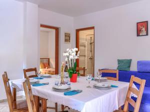 Apartment Vinka by Interhome