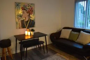 Relaxing King bed retreat - Erdington